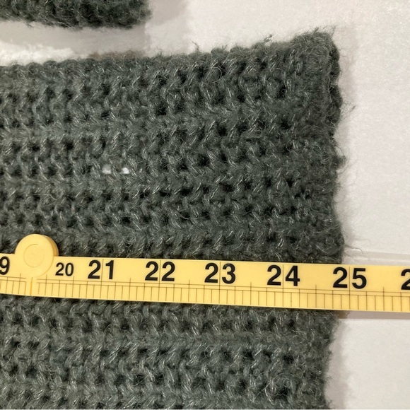 Calvin Klein Women’s Chunky Olive  Sweater Size M - Picture 5 of 8